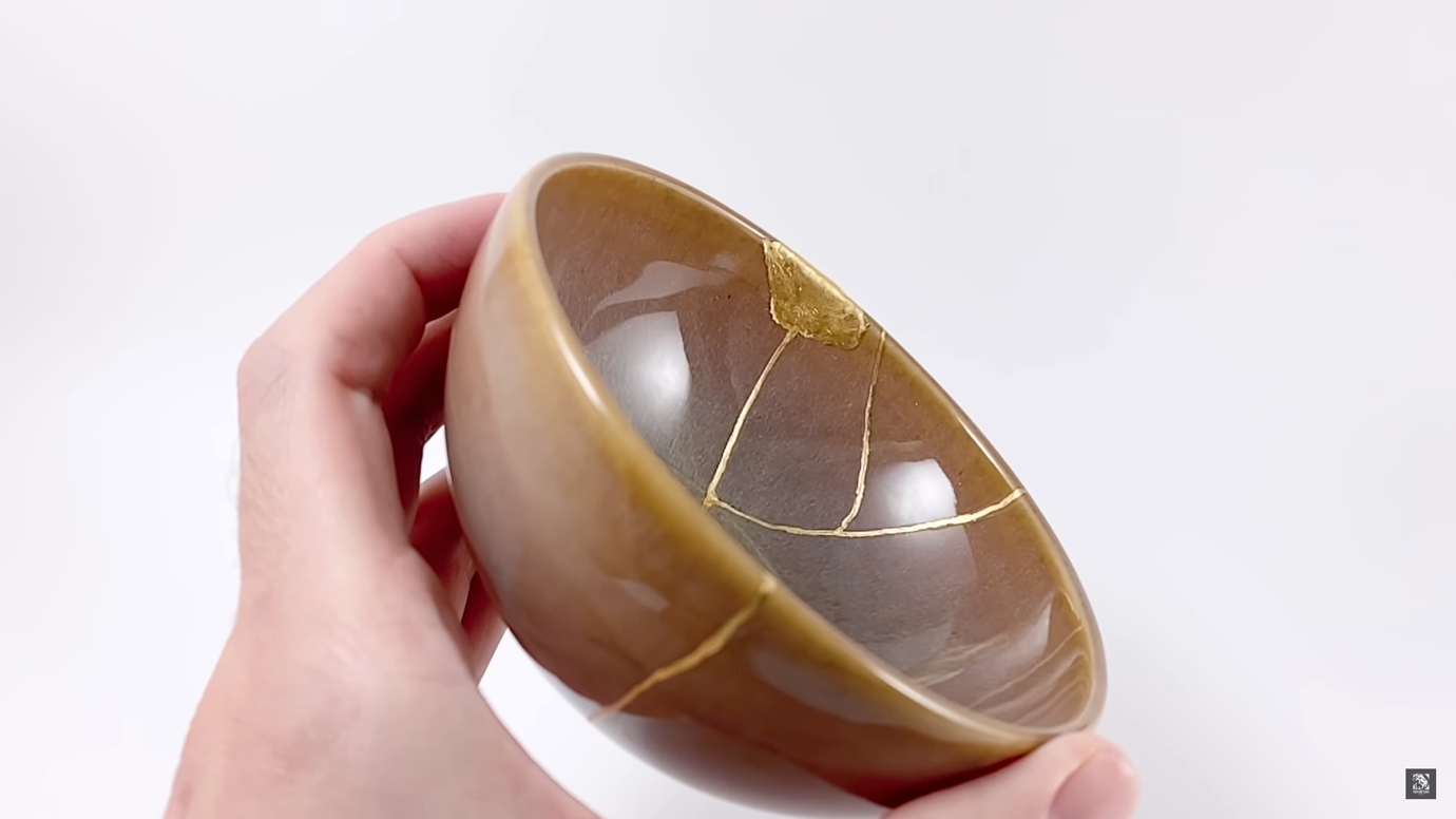 破碎之处是神用厚恩紧紧黏合